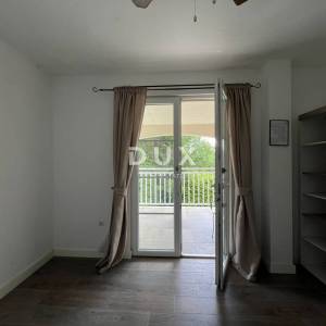OPATIJA, MATULJI - novija gradnja s tri stambene jedinice