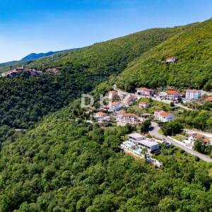 OPATIJA, MOŠĆENIČKA DRAGA - luksuzna vila s bazenom na vrh poziciji s panoramskim pogledom na more