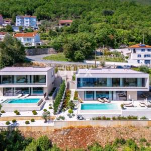 OPATIJA, MOŠĆENIČKA DRAGA - luksuzna vila s bazenom na vrh poziciji s panoramskim pogledom na more