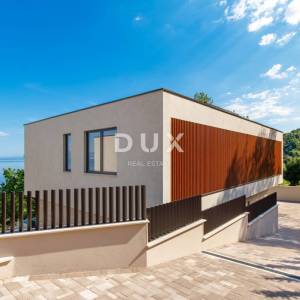 OPATIJA, MOŠĆENIČKA DRAGA - luksuzna vila s bazenom na vrh poziciji s panoramskim pogledom na more