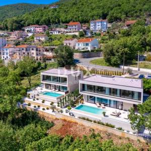 OPATIJA, MOŠĆENIČKA DRAGA - luksuzna vila s bazenom na vrh poziciji s panoramskim pogledom na more