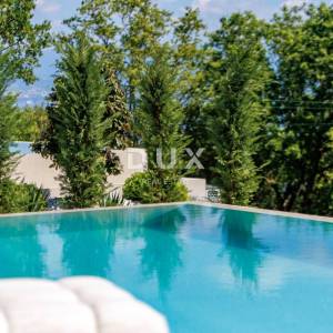 OPATIJA, MOŠĆENIČKA DRAGA - luksuzna vila s bazenom na vrh poziciji s panoramskim pogledom na more