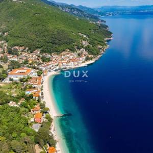 OPATIJA, MOŠĆENIČKA DRAGA - luksuzna vila s bazenom na vrh poziciji s panoramskim pogledom na more