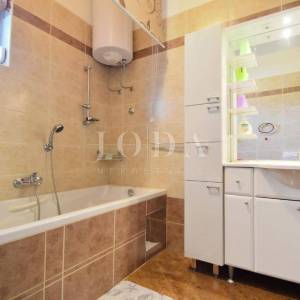 Opatija, okolica, apartmanska kuća sa prekrasnim pogledom na more