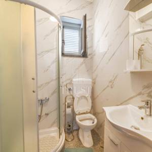 OPATIJA, OPRIČ - Apartmanska kuća za prodaju