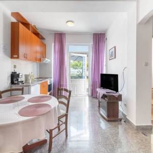 OPATIJA, OPRIČ - Apartmanska kuća za prodaju