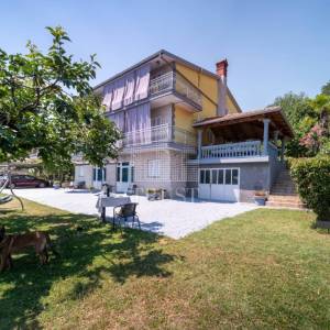 OPATIJA, OPRIČ - Apartmanska kuća za prodaju