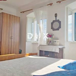 OPATIJA, VOLOSKO - Stan s karakterom i pogledom na more, 94 m²