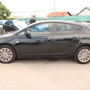 Opel Astra 1.6 CDTi