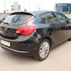 Opel Astra 1.6 CDTi