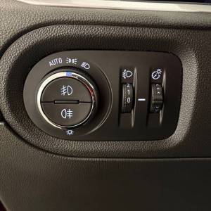 Opel Grandland X 1.2 XHT AT8 - 3 godine jamstva