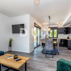 Otok Krk, Dobrinj, samostojeća kuća, 167 m2, novogradnja, bazen