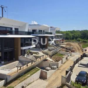 OTOK KRK, NJIVICE - Ekskluzivna novogradnja, penthouse s krovnim bazenom!