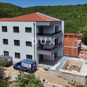 OTOK KRK, VRBNIK - Stan u prizemlju s bazenom