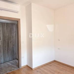 OTOK RAB, BANJOL - PRILIKA! Stan u prizemlju, 1S+DB + PARKING + 250m od mora