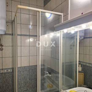 OTOK RAB, RAB - Stan na dobroj lokaciji, s prostranom terasom