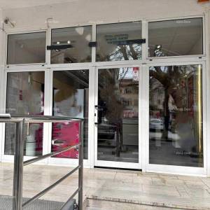 PAZIN, POSLOVNI PROSTOR 80 m²