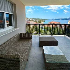 Penthouse s otvorenim pogledom na more, krovna terasa