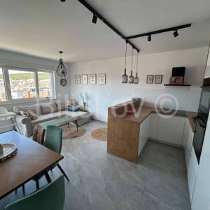 Penthouse s otvorenim pogledom na more, krovna terasa