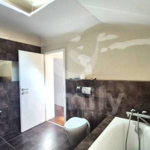 PENTHOUSE UZ MORE S BAZENOM I PANORAMSKIM POGLEDOM