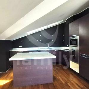 PENTHOUSE UZ MORE S BAZENOM I PANORAMSKIM POGLEDOM
