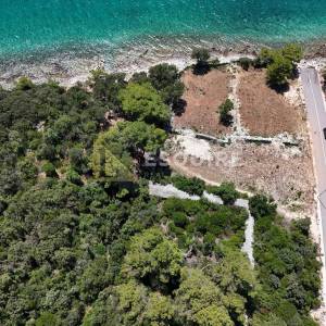 PETRČANE – Punta Radman, atraktivno građevinsko zemljište 1170 m², samo 30 m od mora!!