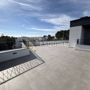 PETRČANE - PUNTA RADMAN Lluksuzni penthouse s krovnom terasom s panoramskim pogledom na more!!!