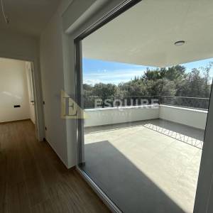 PETRČANE - PUNTA RADMAN Lluksuzni penthouse s krovnom terasom s panoramskim pogledom na more!!!
