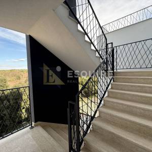 PETRČANE - PUNTA RADMAN Lluksuzni penthouse s krovnom terasom s panoramskim pogledom na more!!!