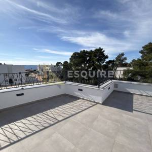 PETRČANE - PUNTA RADMAN Lluksuzni penthouse s krovnom terasom s panoramskim pogledom na more!!!