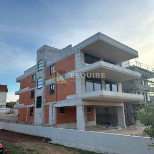 PETRČANE – PUNTA RADMAN, LUKSUZNA NOVOGRADNJA – Penthouse S4 s panoramskim pogledom na more i privatnom krovnom terasom!