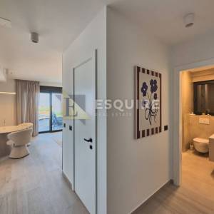 PETRČANE - PUNTA SKALA Luksuzni penthouse s krovnom terasom nadomak mora!!