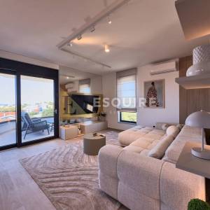 PETRČANE - PUNTA SKALA Luksuzni penthouse s krovnom terasom nadomak mora!!