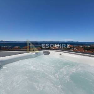 PETRČANE - PUNTA SKALA Luksuzni penthouse s krovnom terasom nadomak mora!!