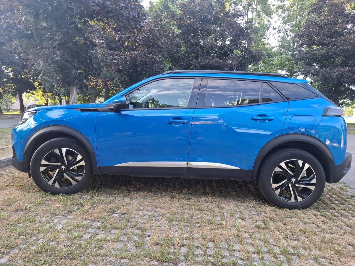 Peugeot 2008 1,2 PureTech 13 KS ALLURE BUSINESS, 2020. SERVISIRAN
