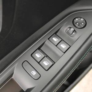 Peugeot 3008 1.5 HDi AUTOMATIK Allure *LED, NAVIGACIJA, KAMERA*