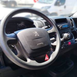 Peugeot Boxer 335 L3H2 Blue HDi 120