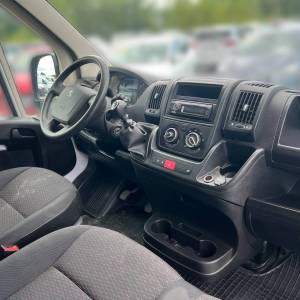 Peugeot Boxer 335 L3H2 Blue HDi 120