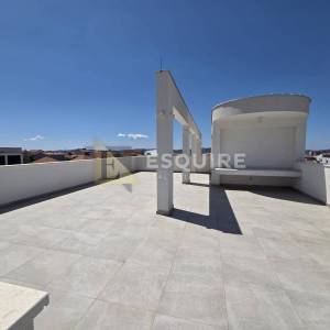 PLOVANIJA - trosoban penthouse - 122m2