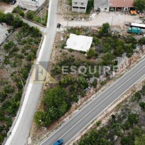 POLAČA  – Građevinsko zemljište od 400 m2 sa započetom gradnjom !!