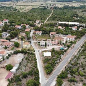 POLAČA  – Građevinsko zemljište od 400 m2 sa započetom gradnjom !!