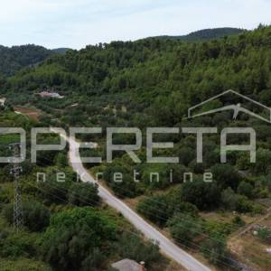 Poljoprivredno zemljište 342 m2 između Smokvice i Blata