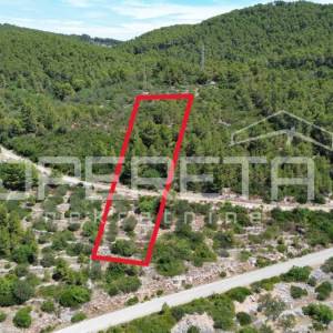 Poljoprivredno zemljište 2.784 m2 u Blatu, Korčula