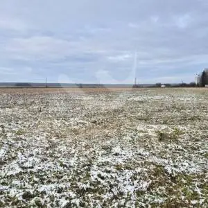 POLJOPRIVREDNO ZEMLJIŠTE NA RUBU URBANIZACIJE