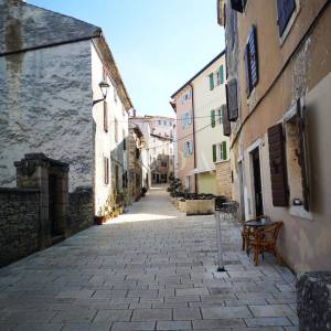 POPUST! PRILIKA! Prekrasna kuća u nizu,BALE