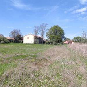 Poreč,  četiri građevinske parcele ukupne površine 3.407 m²