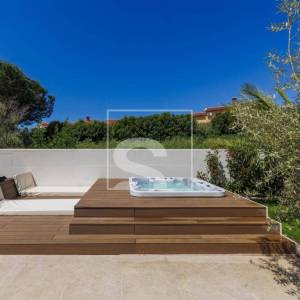 Poreč, vila s 3 spavaće, bazenom, wellnessom 1,5 km do mora