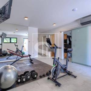 Poreč, vila s 3 spavaće, bazenom, wellnessom 1,5 km do mora