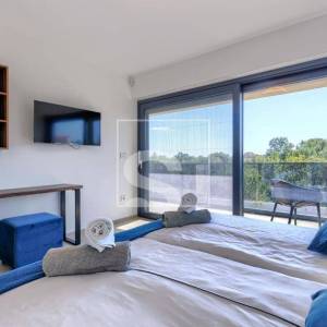 Poreč, vila s 3 spavaće, bazenom, wellnessom 1,5 km do mora