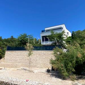 Posedarje, vila prvi red do mora 
